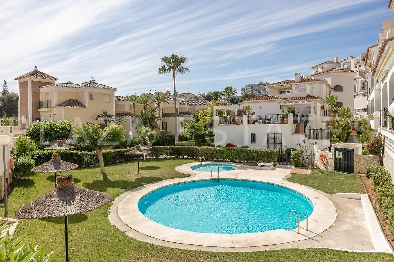 Bonito Piso A 300M De La Playa Nerja Apartment